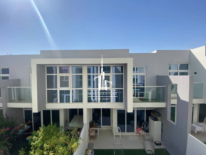 Prime Location | Community View | High End Quality