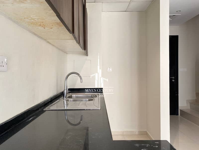 Prime Location | Community View | High End Quality - Image 20