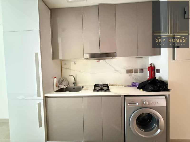 HUGE TERRACE | LIKE A NEW | FREE CHILLER | STUDIO APARTMENT WITH KITCHEN APPLIANCES - Image 6