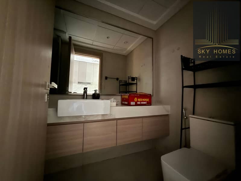 HUGE TERRACE | LIKE A NEW | FREE CHILLER | STUDIO APARTMENT WITH KITCHEN APPLIANCES - Image 7