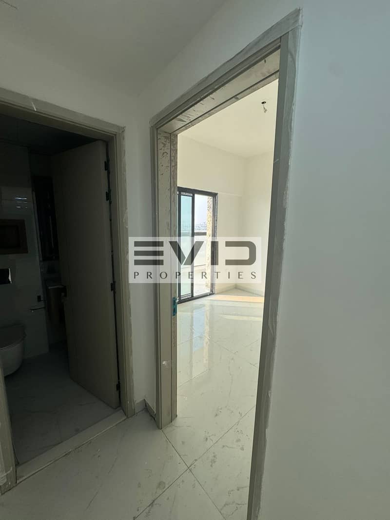 Best Layout | Corner Unit | Closed Kitchen | 3BR + Maid | For Sale - Image 6