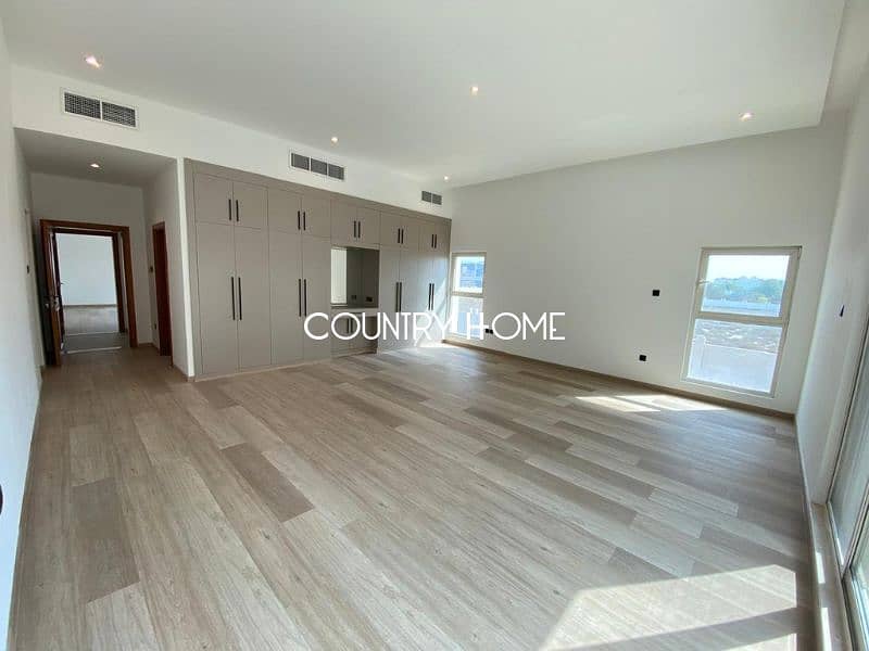 Fully Renovated Luxury Villa | Private Garden - Image 13