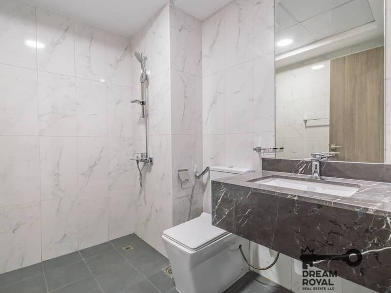 High Roi | Spacious layout | Ready move in - Image 16