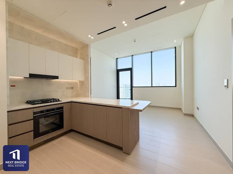 Pool View | High Floor | Spacious