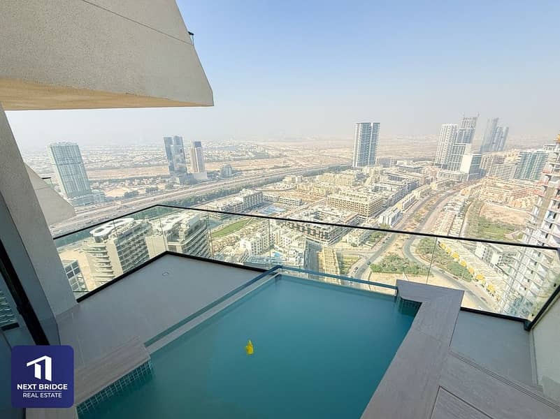 Pool View | High Floor | Spacious - Image 10