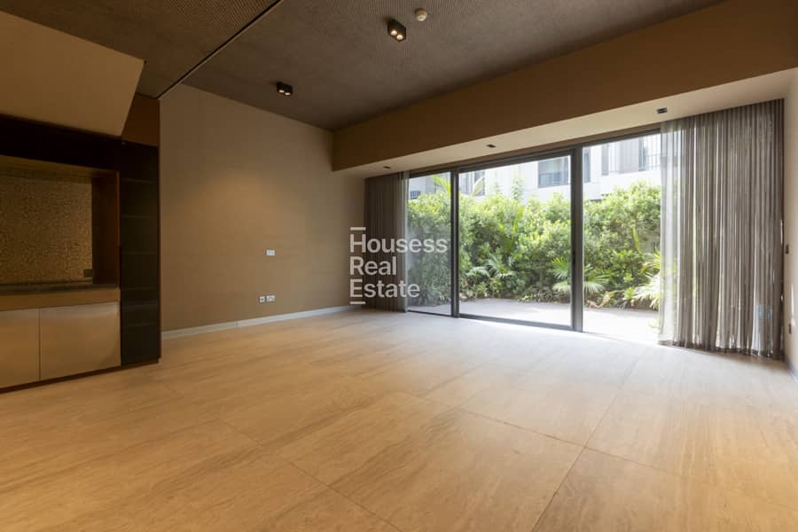 Extended Upgraded | Fully Custom | Spacious