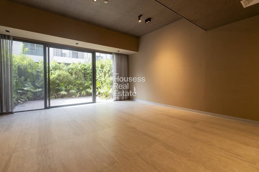 Extended Upgraded | Fully Custom | Spacious