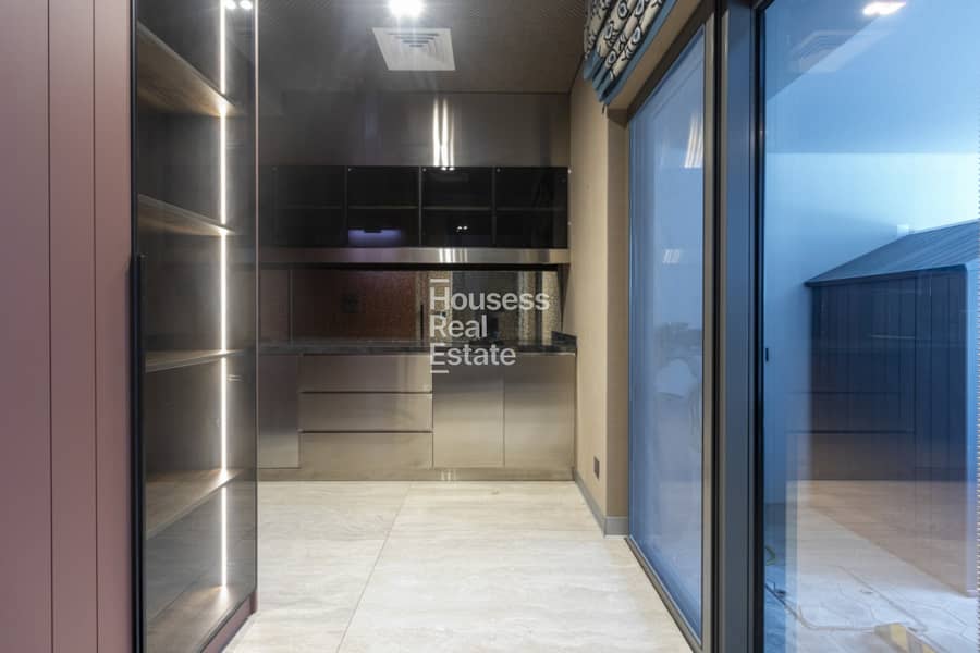 Extended Upgraded | Fully Custom | Spacious - Image 6