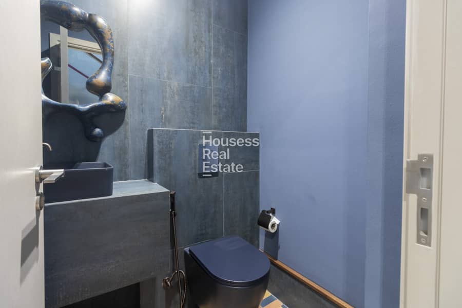 Extended Upgraded | Fully Custom | Spacious - Image 18