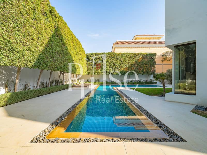 Luxury 5-Bedroom Villa with Private Pool