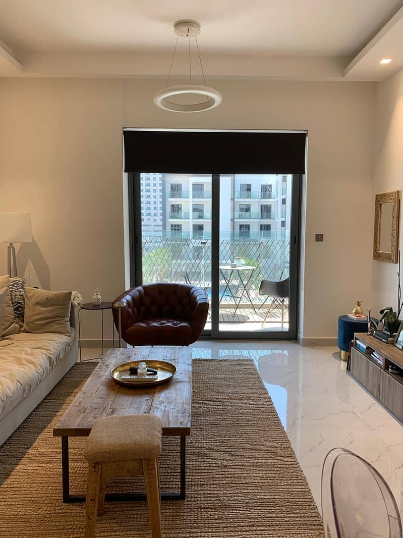 VACANT | POOL VIEW | FULLY UPGRADED