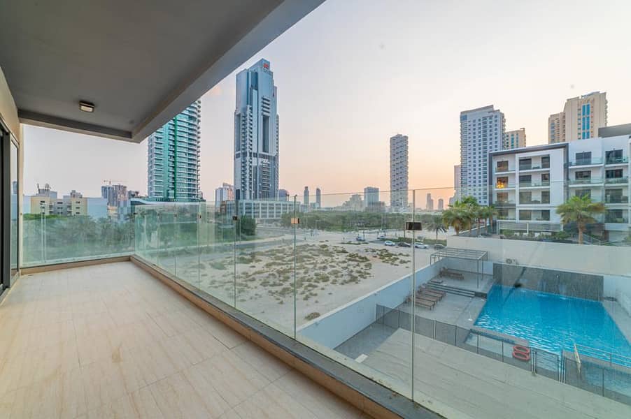 VACANT | POOL VIEW | FULLY UPGRADED - Image 8