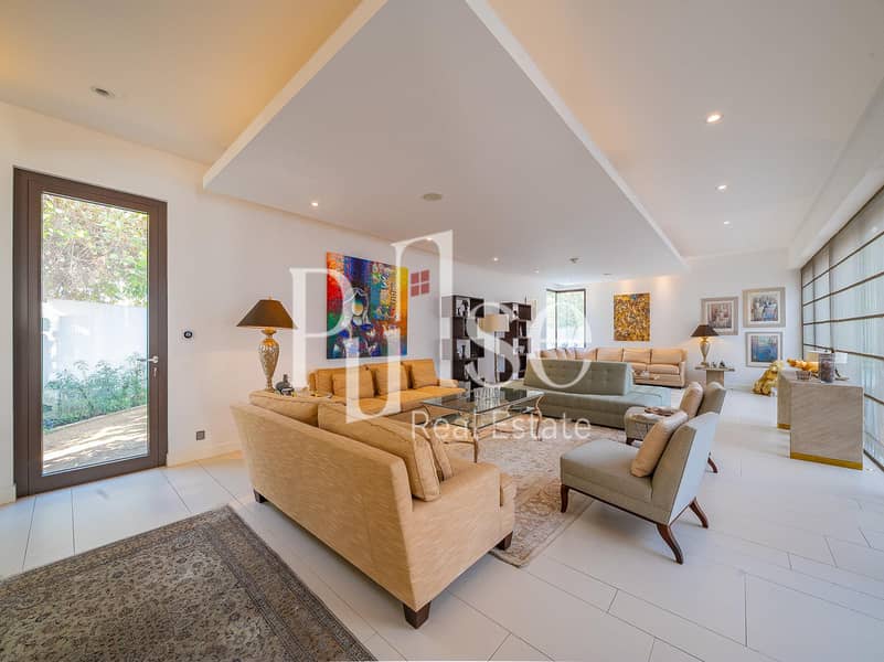 Luxury 5-Bedroom Villa with Private Pool - Image 6