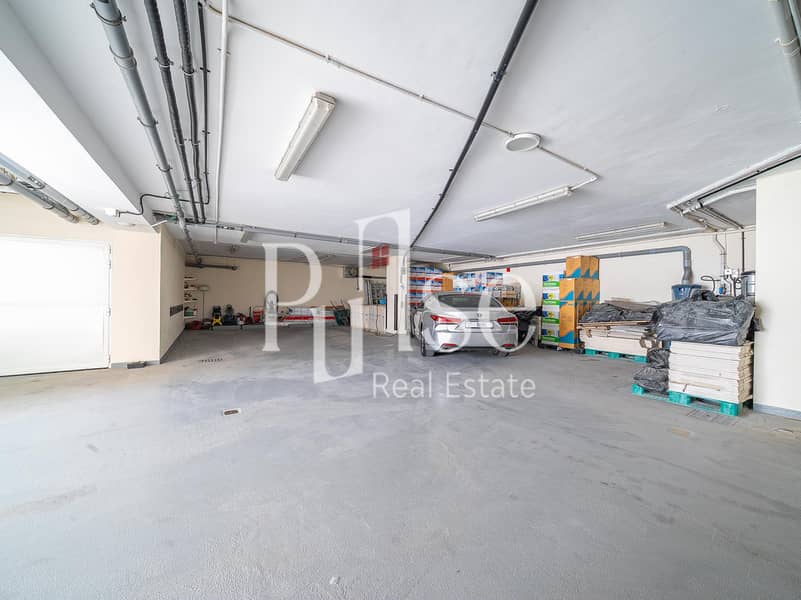 Luxury 5-Bedroom Villa with Private Pool - Image 33