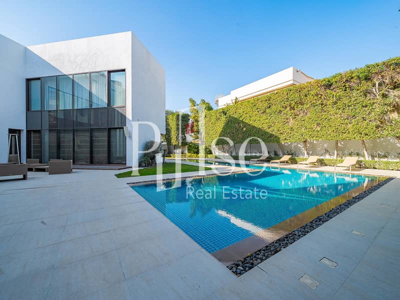 Luxury 5-Bedroom Villa with Private Pool - Image 35