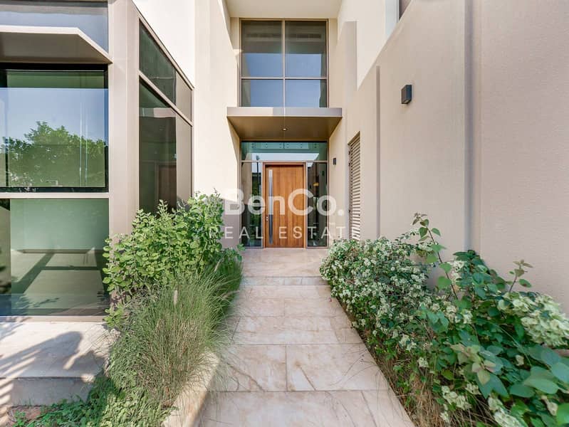 Private Pool | 4 Bed + Study | Single Row