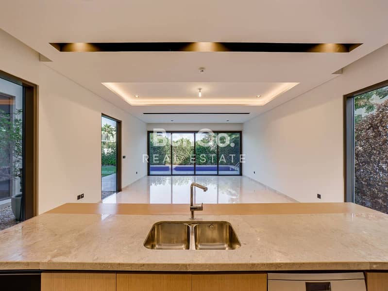 Private Pool | 4 Bed + Study | Single Row - Image 8