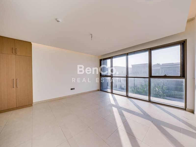 Private Pool | 4 Bed + Study | Single Row - Image 20