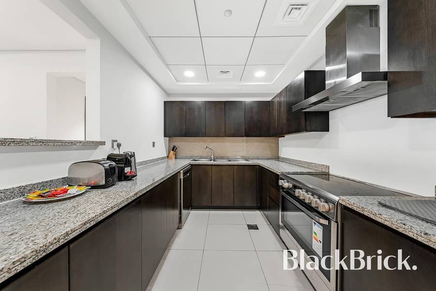 Price Reduced | Ready To Move In | Sea View - Image 11