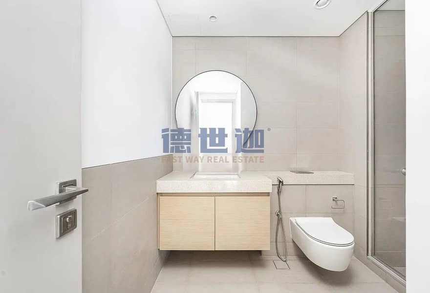 Single Row | Available Jan | Close to Lazy River - Image 12