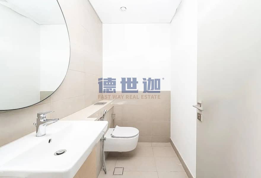 Single Row | Available Jan | Close to Lazy River - Image 15