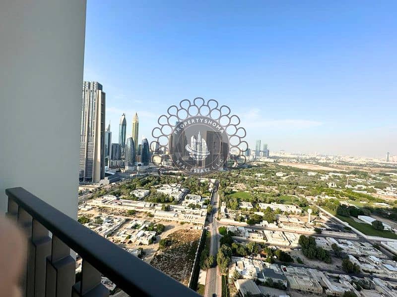 Downtown Views |Elegant 2 BR |Urban Retreat