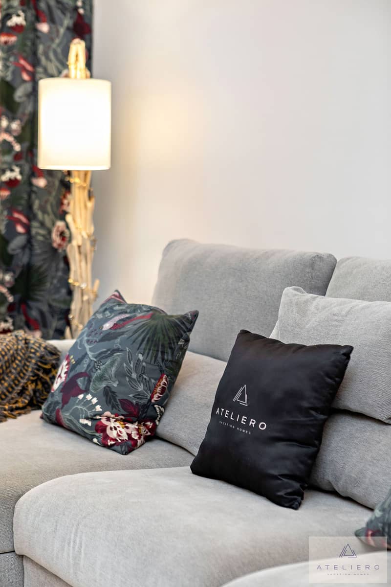 Luxury One-Bedroom Apartment with Burj Khalifa View at Sterling - Image 34