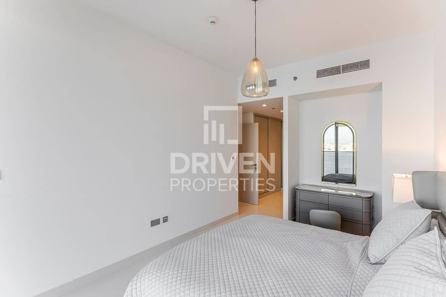 Stunning Sea and Palm view | Furnished | Brand New