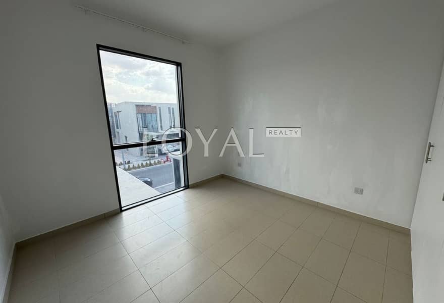 Modern Layout | Family Friendly | Negotiable