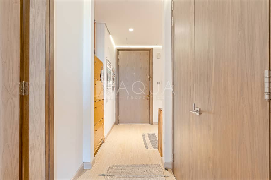 High Floor | Upgraded Corner Unit | Canal Views - Image 11