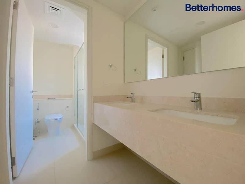 Well Maintained | Great Amenities | Landscaped - Image 8