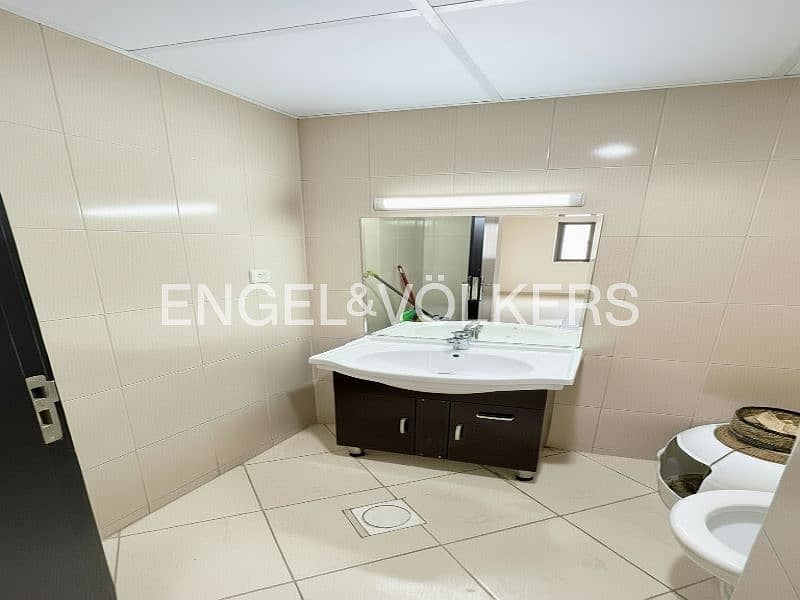 High Floor | Marina View | Vacant January 14 - Image 10