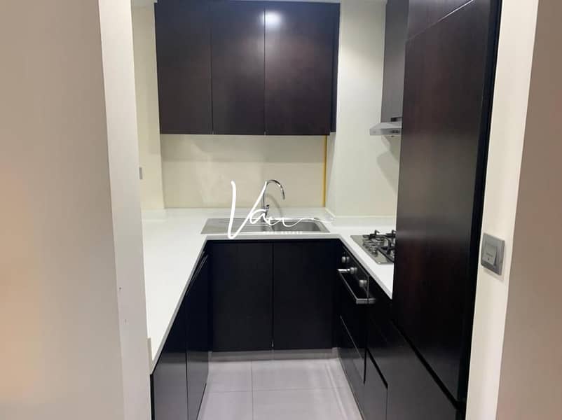 Furnished 1BR | Best Location | Genuine -Resale - Image 8