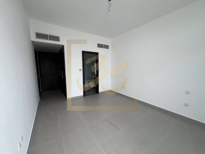 TYPE A | Big Layout | Vacant - Image 8