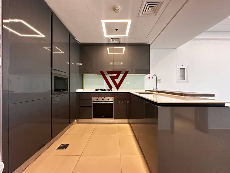 Pool View || Huge Size || Ready to Move - Image 9