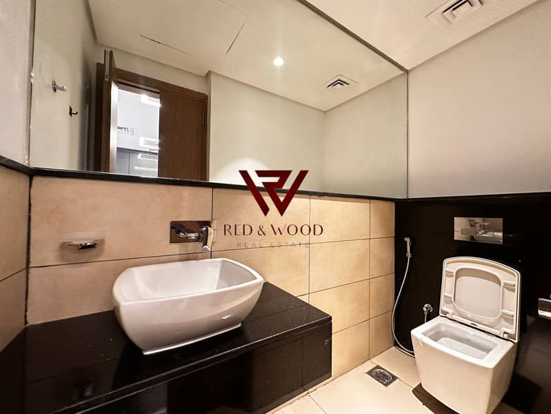 Pool View || Huge Size || Ready to Move - Image 10