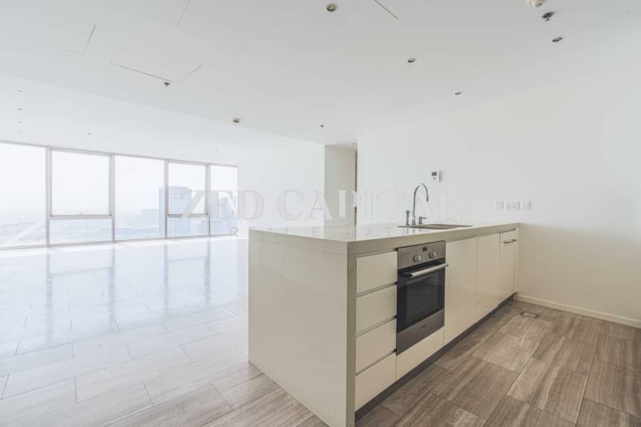 Stunning Creek View | High Floor | Maid's Room - Image 11