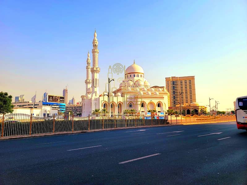 Spacious 2BHK | Prime Location | Gym & Pool | Book Now