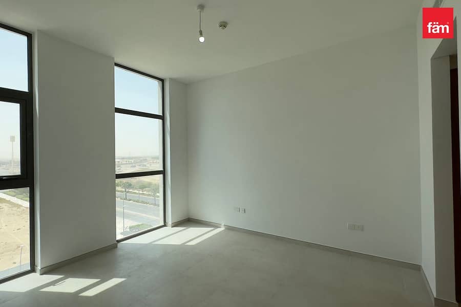 Best Deal | Bright | Vacant Soon | Spacious - Image 6