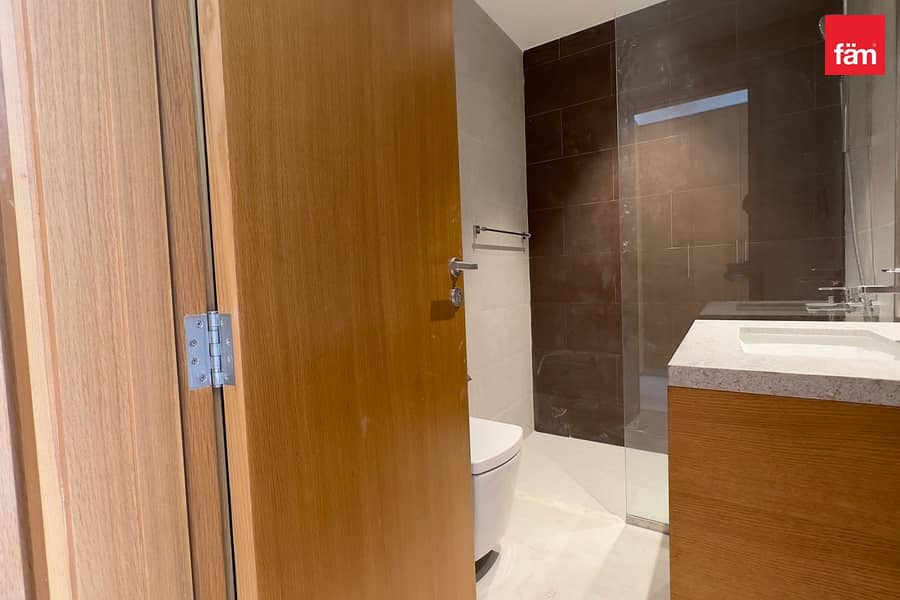 Best Deal | Bright | Vacant Soon | Spacious - Image 18