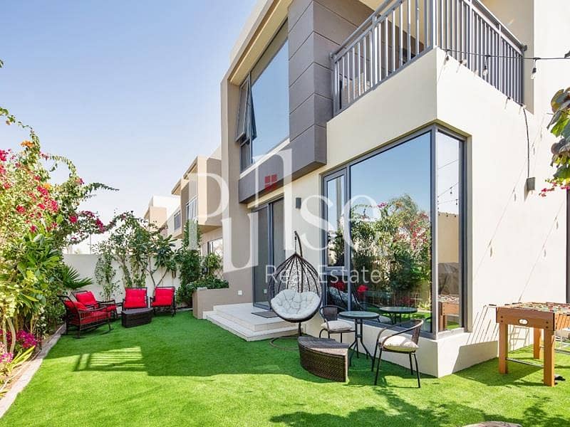 Corner Single Row 4BR | Prime Location - Image 23