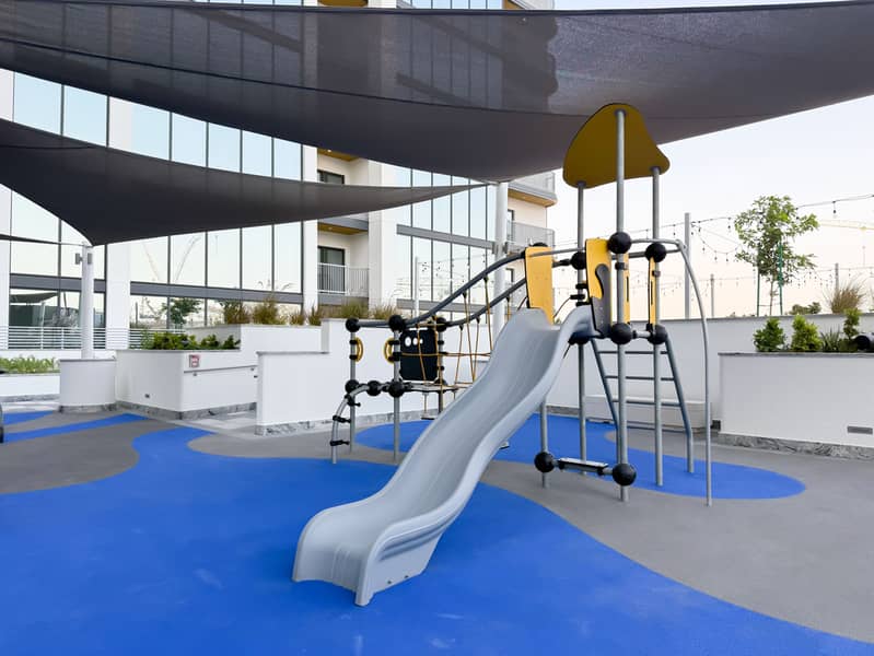 Cozy 2-Bedroom + Maid Apartment with Stunning Views | Fully Furnished - Image 15