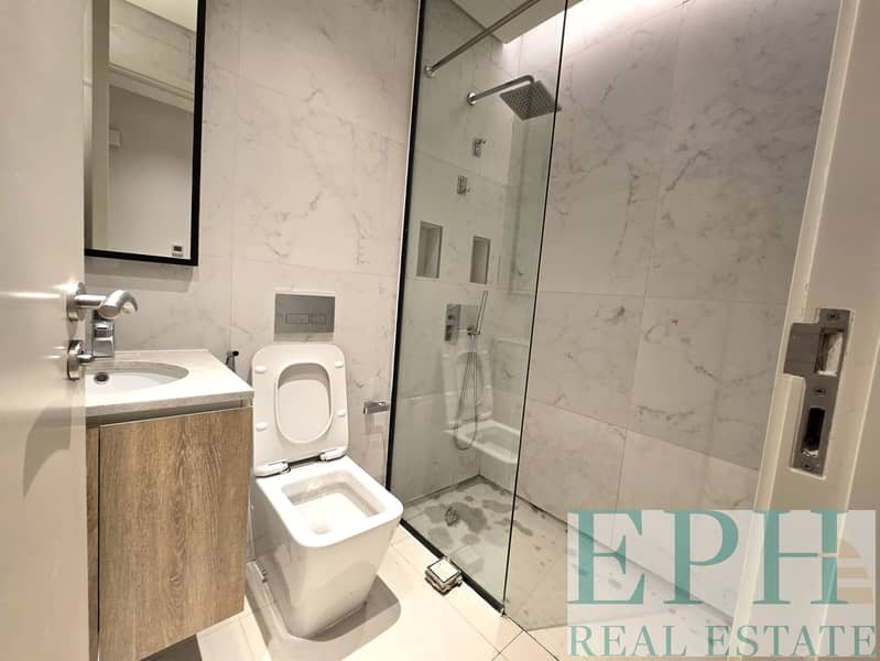 POOL VIEW | HUGE BALCONY | READY TO MOVE - Image 20