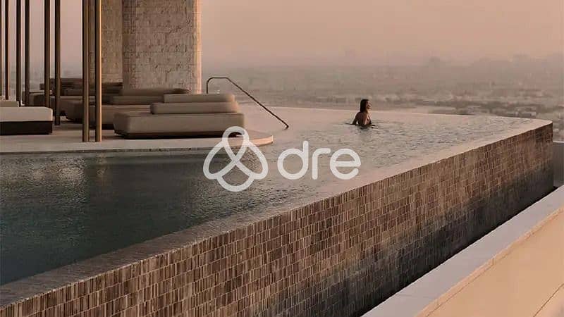 Luxurious | City Skyline Corner View and Beach - Image 11