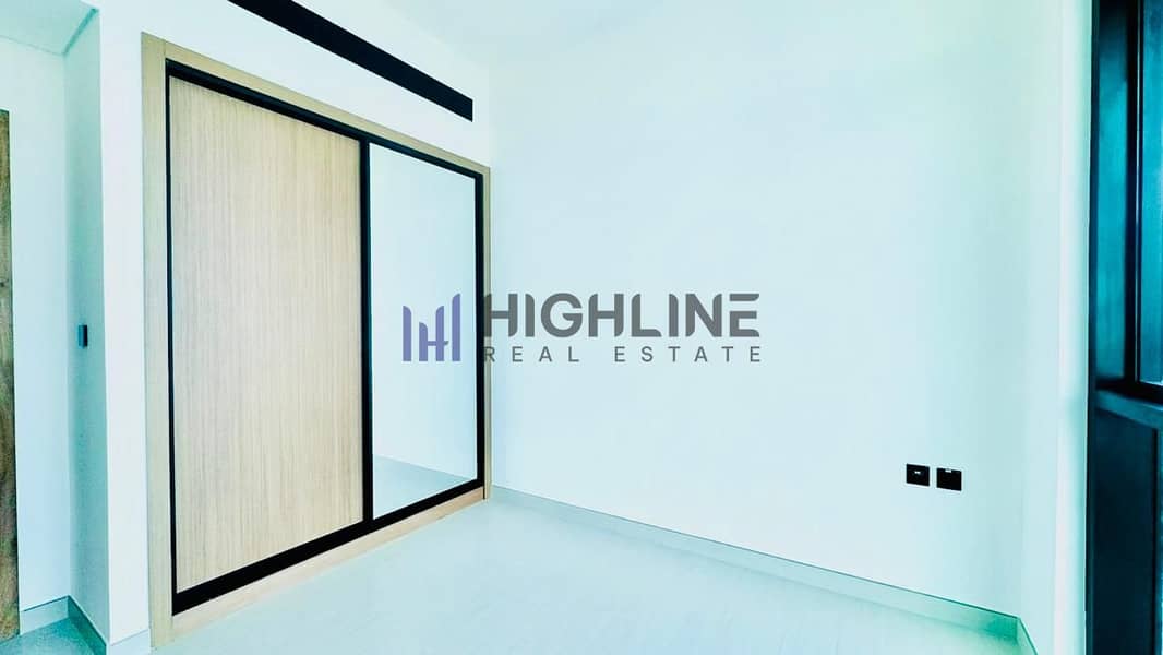 Luxury High Floor Home | Private Pool | Marina View