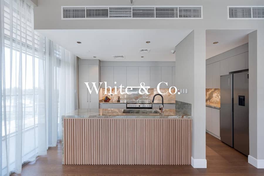 Fully Upgraded| Rare Unit |Fully Furnished