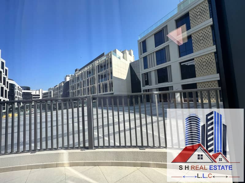 SPACIOUS APARTMENT FOR HOTEL VIEWS - Image 7