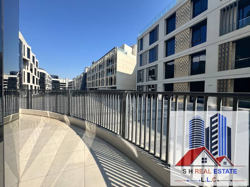 SPACIOUS APARTMENT FOR HOTEL VIEWS - Image 12