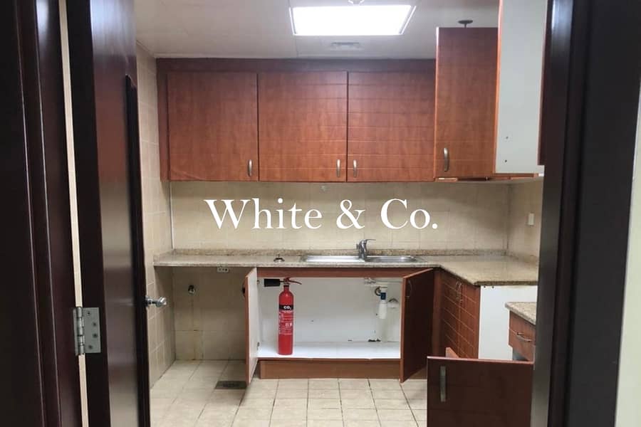 Unfurnished | Closed Kitchen | Vacant Now - Image 6