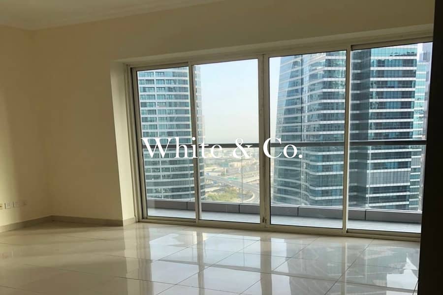 Unfurnished | Closed Kitchen | Vacant Now - Image 8